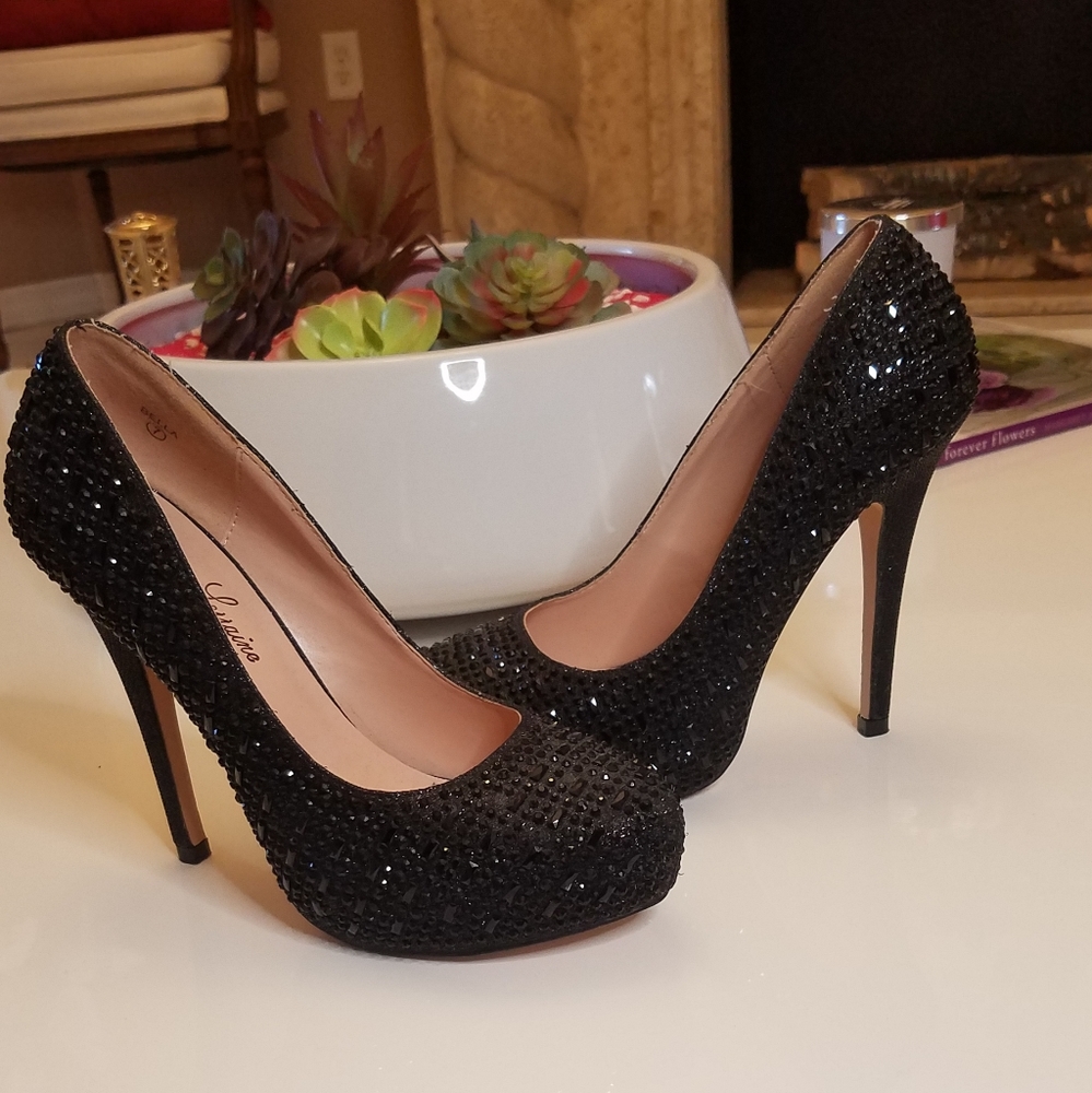 Stilletto's 7" 👠
